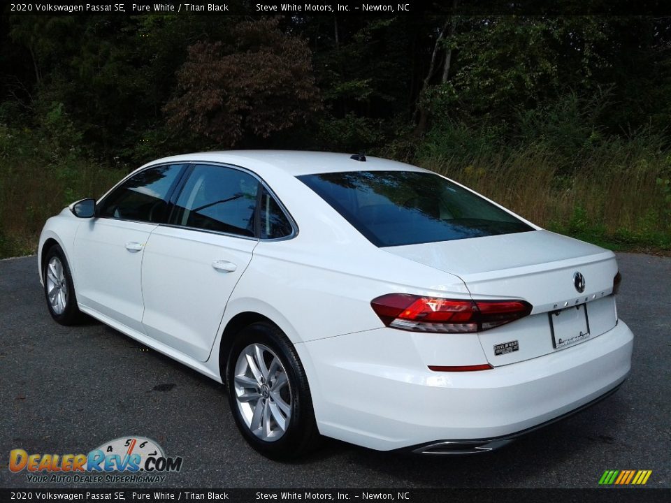 2020 Volkswagen Passat SE Pure White / Titan Black Photo #9