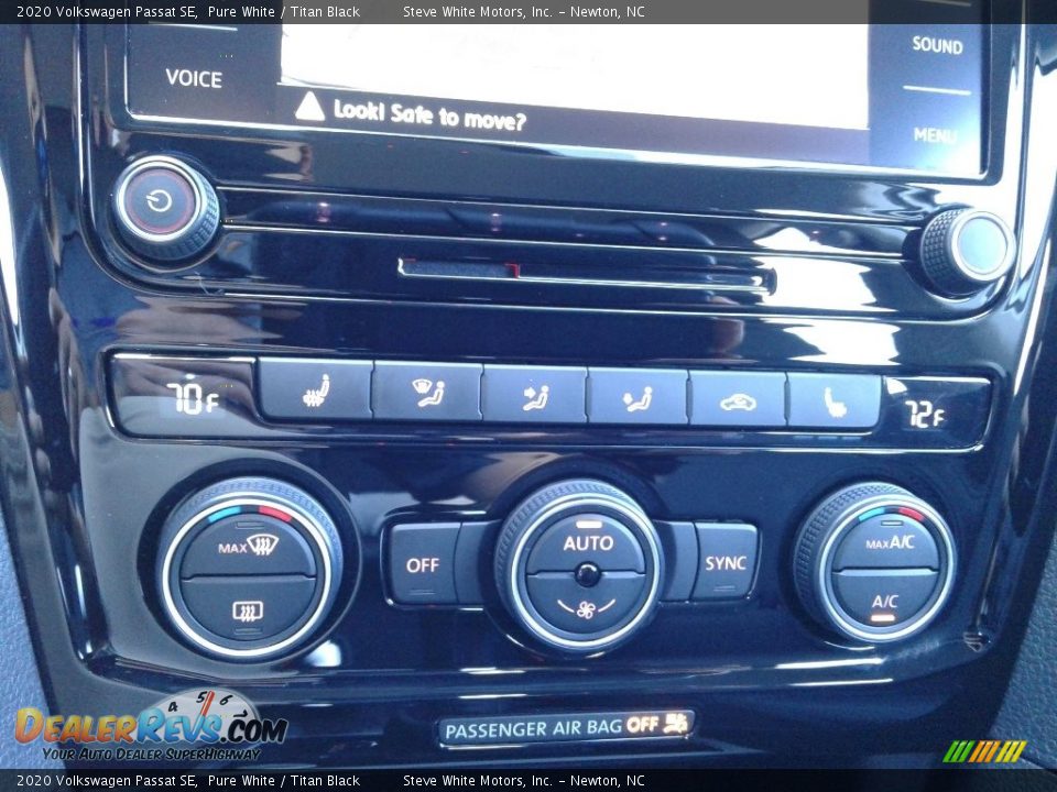 Controls of 2020 Volkswagen Passat SE Photo #23