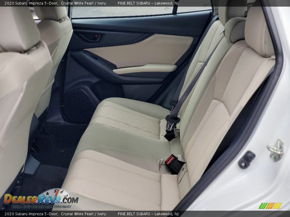 2020 Subaru Impreza 5-Door Crystal White Pearl / Ivory Photo #9