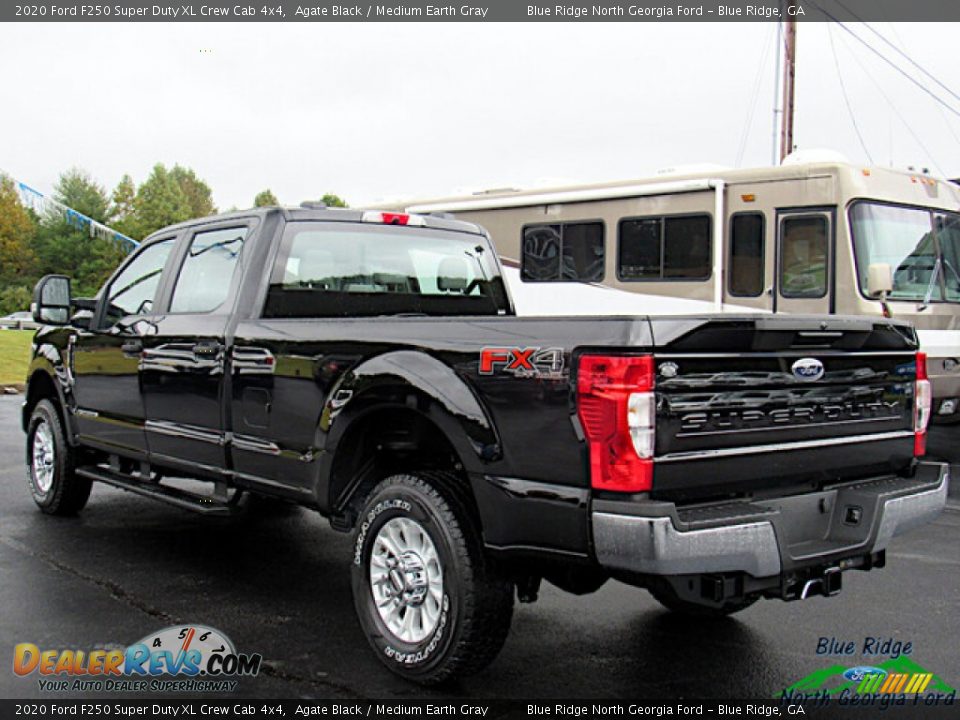 2020 Ford F250 Super Duty XL Crew Cab 4x4 Agate Black / Medium Earth Gray Photo #3