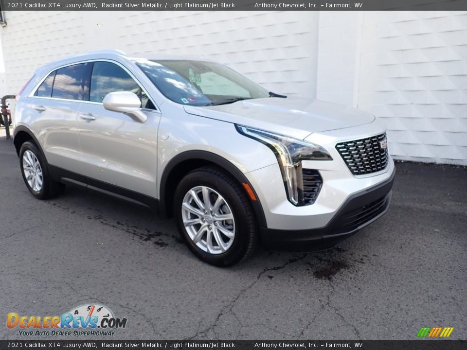 Radiant Silver Metallic 2021 Cadillac XT4 Luxury AWD Photo #1
