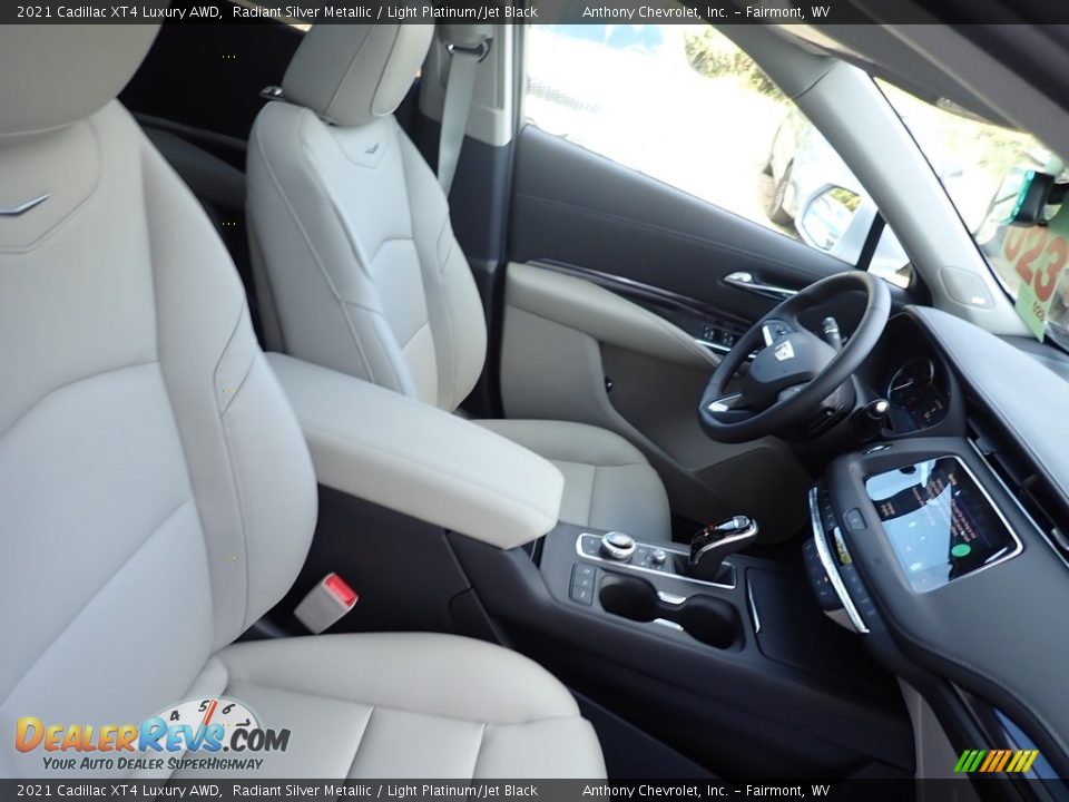 2021 Cadillac XT4 Luxury AWD Radiant Silver Metallic / Light Platinum/Jet Black Photo #10
