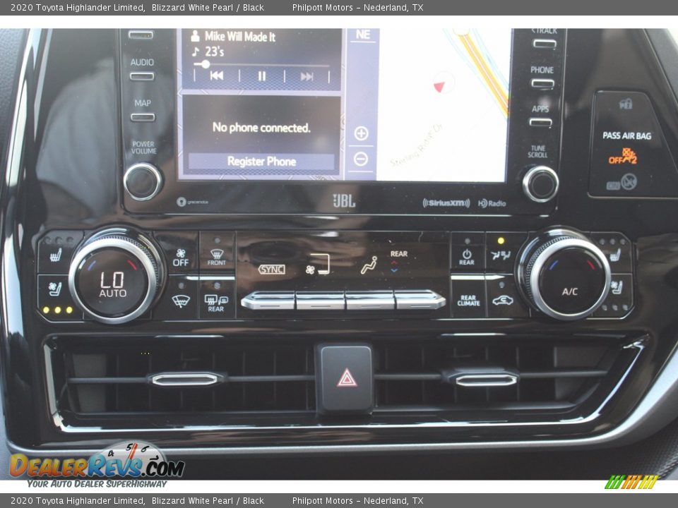 2020 Toyota Highlander Limited Blizzard White Pearl / Black Photo #16
