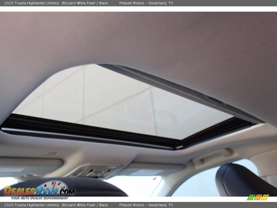 2020 Toyota Highlander Limited Blizzard White Pearl / Black Photo #23