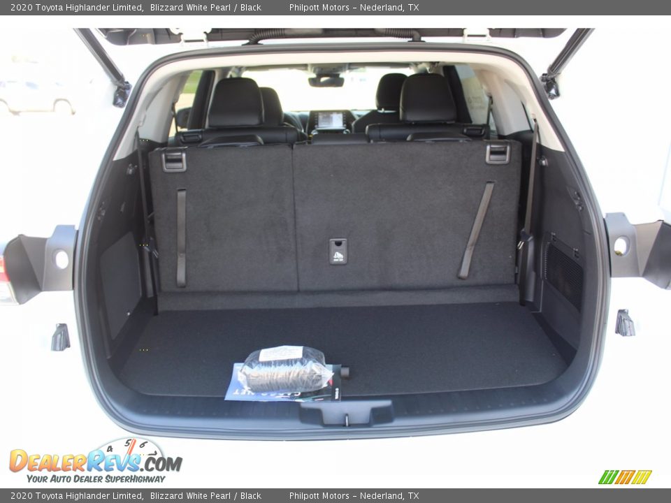 2020 Toyota Highlander Limited Blizzard White Pearl / Black Photo #24