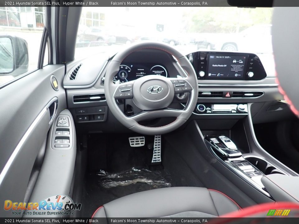 Dashboard of 2021 Hyundai Sonata SEL Plus Photo #9