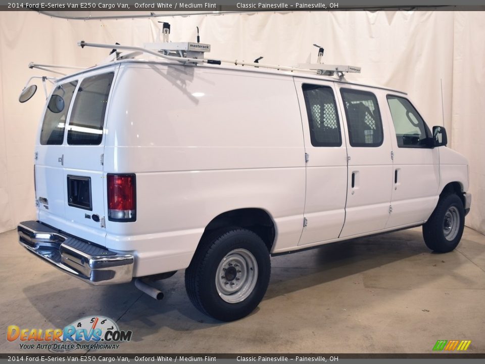 2014 Ford E-Series Van E250 Cargo Van Oxford White / Medium Flint Photo #2