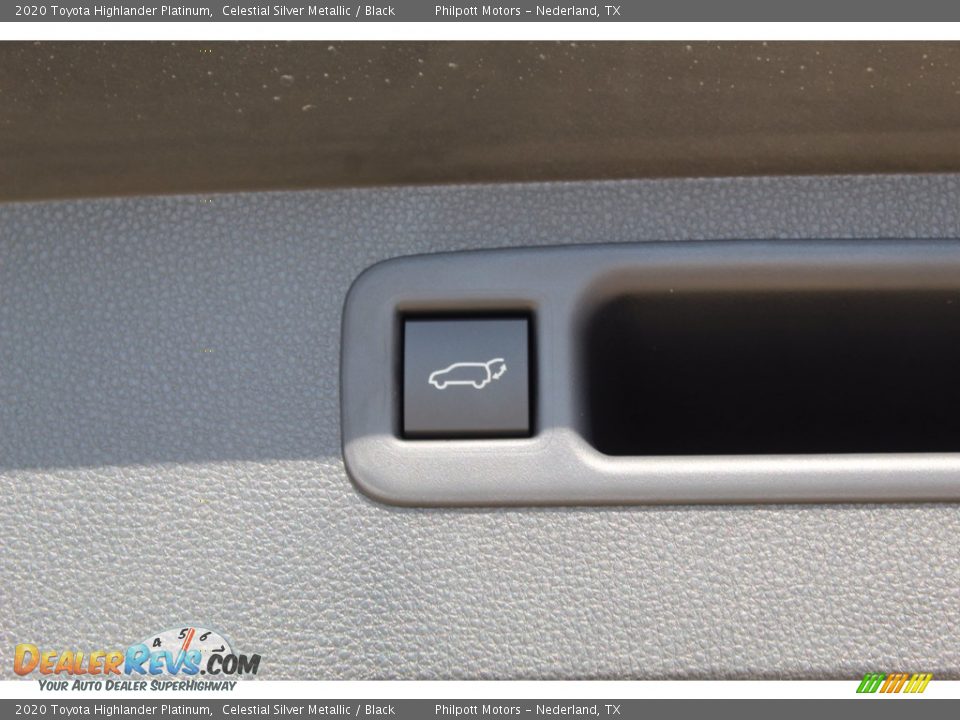 2020 Toyota Highlander Platinum Celestial Silver Metallic / Black Photo #23