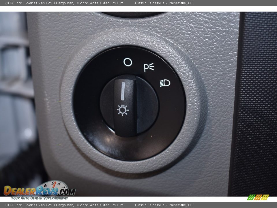 2014 Ford E-Series Van E250 Cargo Van Oxford White / Medium Flint Photo #13