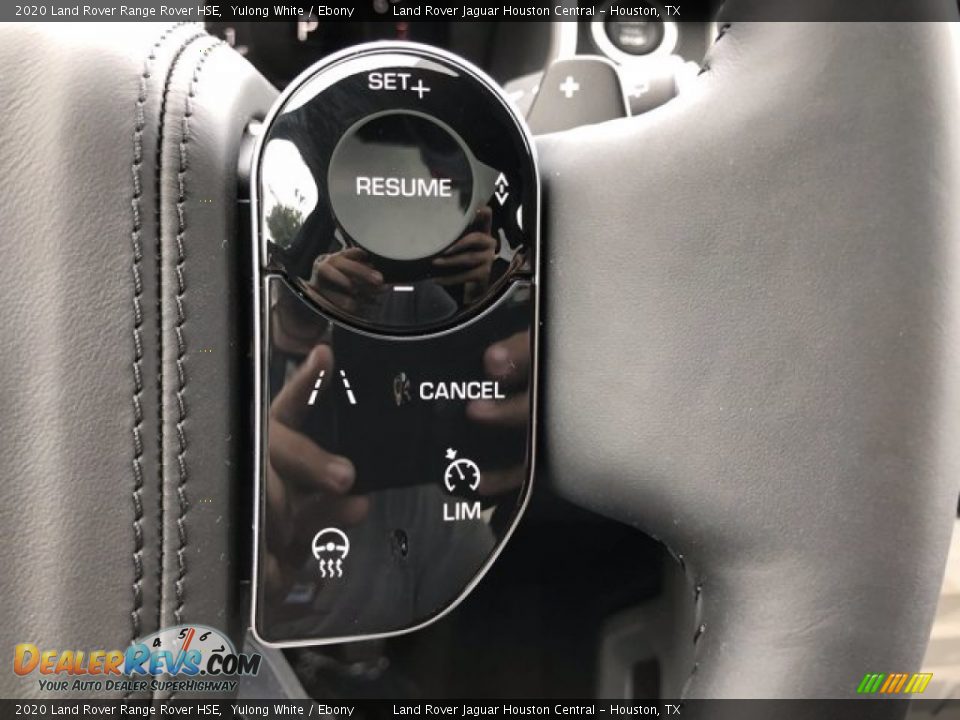 2020 Land Rover Range Rover HSE Steering Wheel Photo #14