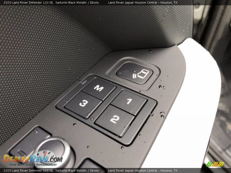 Controls of 2020 Land Rover Defender 110 SE Photo #17