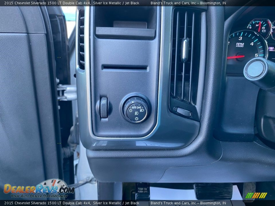 Controls of 2015 Chevrolet Silverado 1500 LT Double Cab 4x4 Photo #20