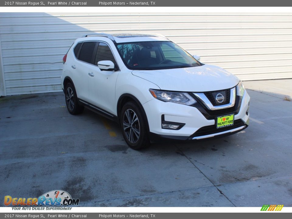 2017 Nissan Rogue SL Pearl White / Charcoal Photo #2