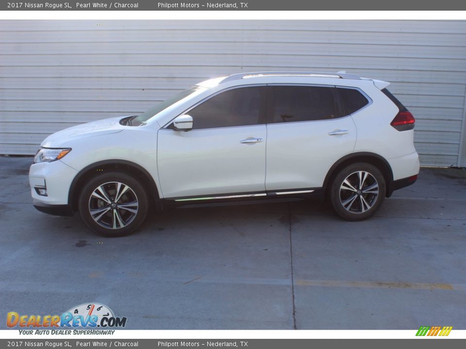 2017 Nissan Rogue SL Pearl White / Charcoal Photo #7