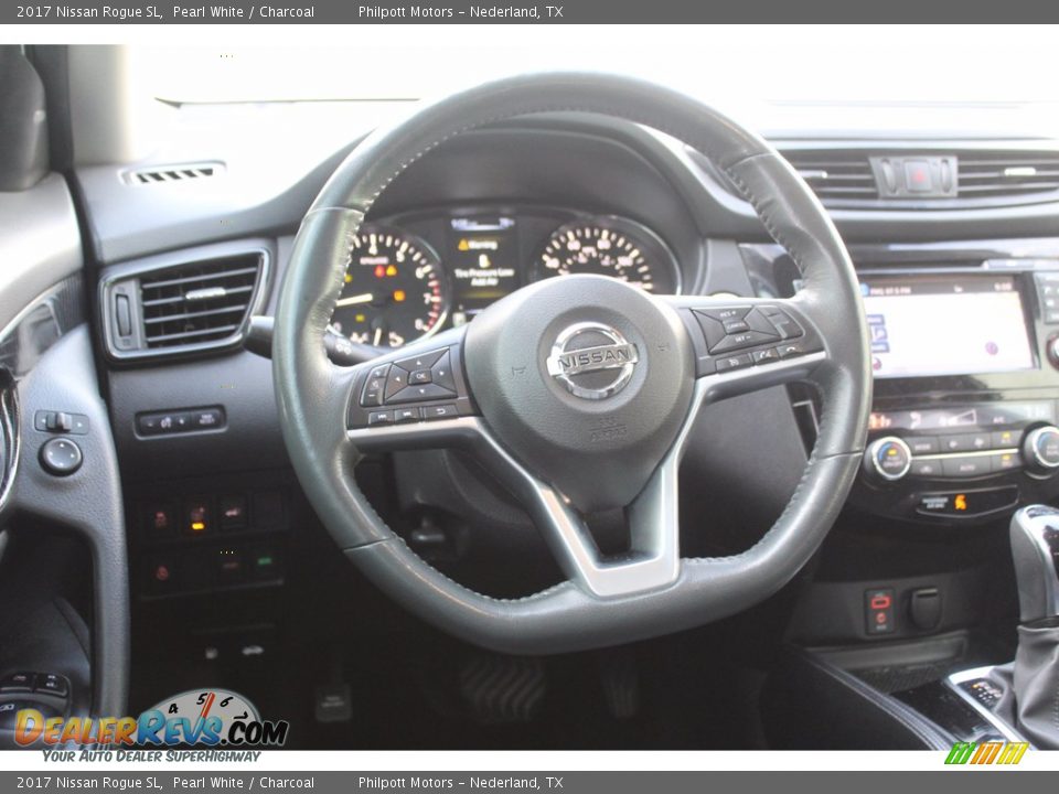 2017 Nissan Rogue SL Steering Wheel Photo #27