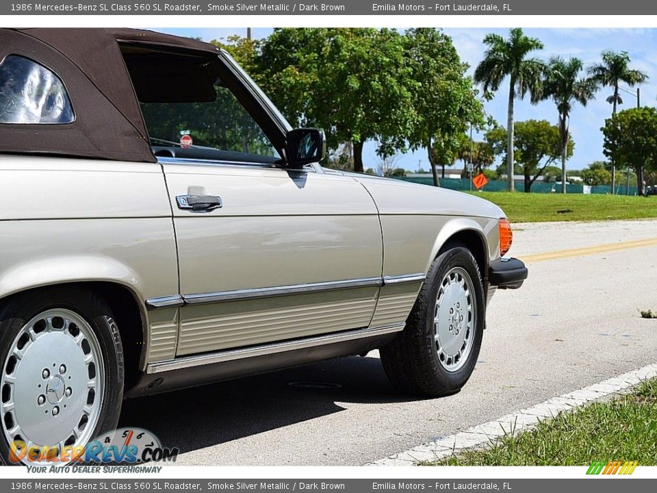 1986 Mercedes-Benz SL Class 560 SL Roadster Smoke Silver Metallic / Dark Brown Photo #20