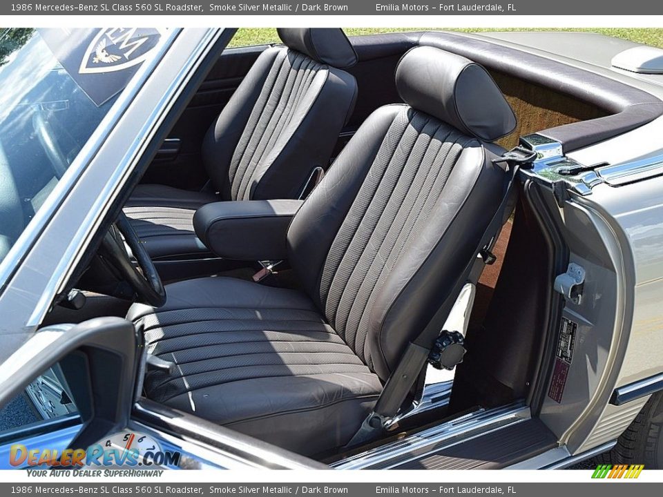 Front Seat of 1986 Mercedes-Benz SL Class 560 SL Roadster Photo #30