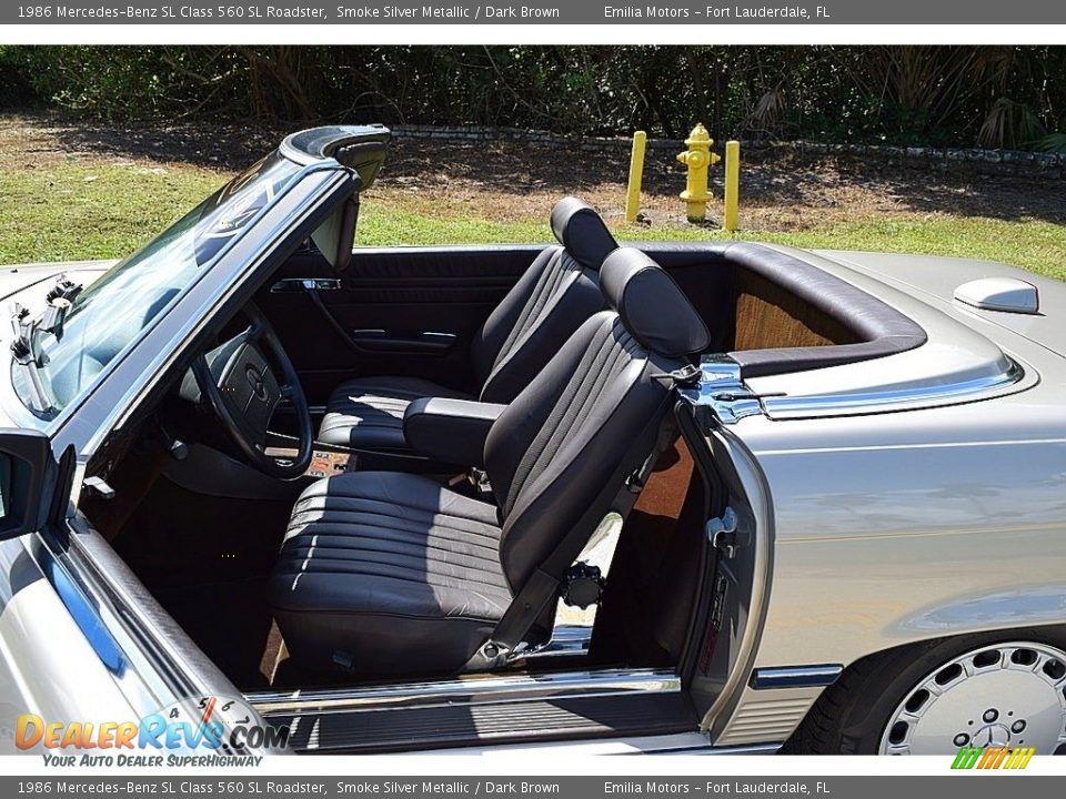 Front Seat of 1986 Mercedes-Benz SL Class 560 SL Roadster Photo #31