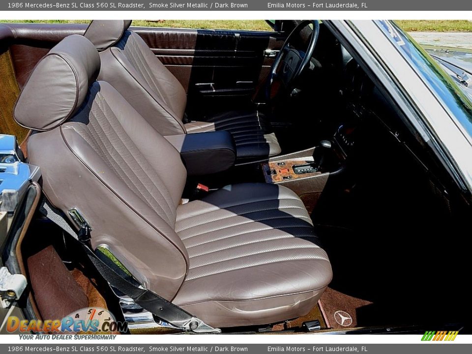 Front Seat of 1986 Mercedes-Benz SL Class 560 SL Roadster Photo #41