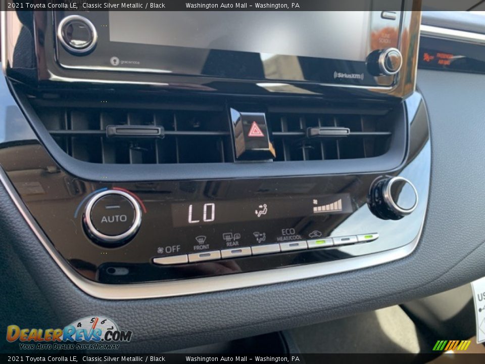 2021 Toyota Corolla LE Classic Silver Metallic / Black Photo #4