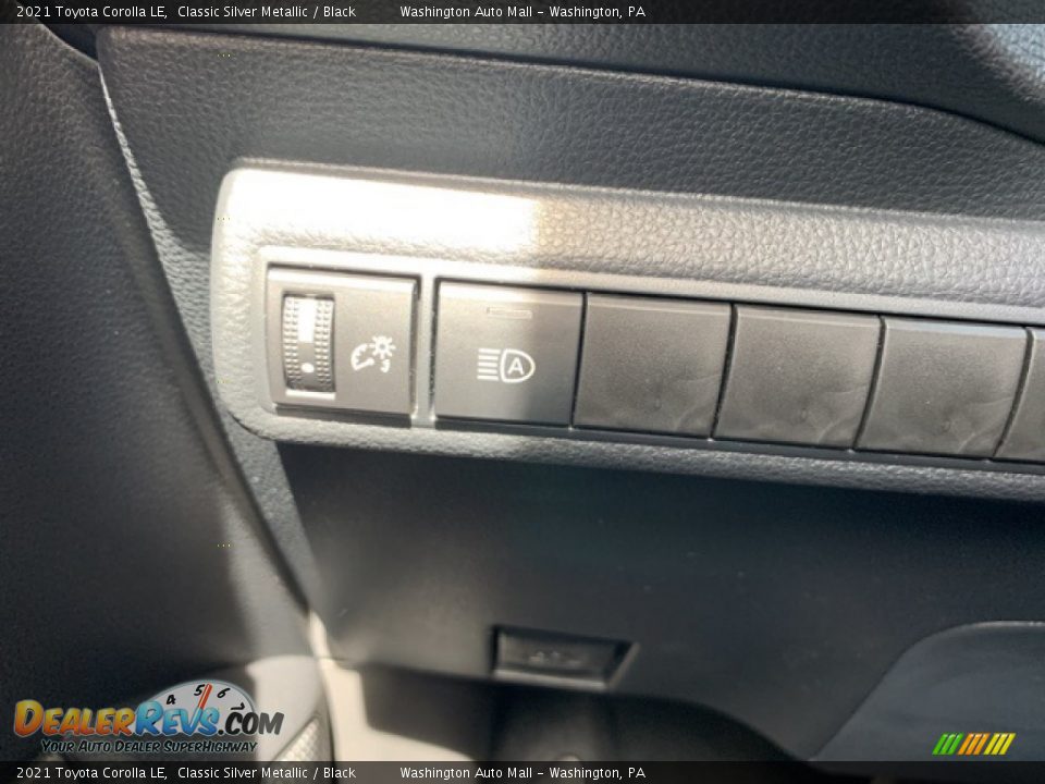 2021 Toyota Corolla LE Classic Silver Metallic / Black Photo #12