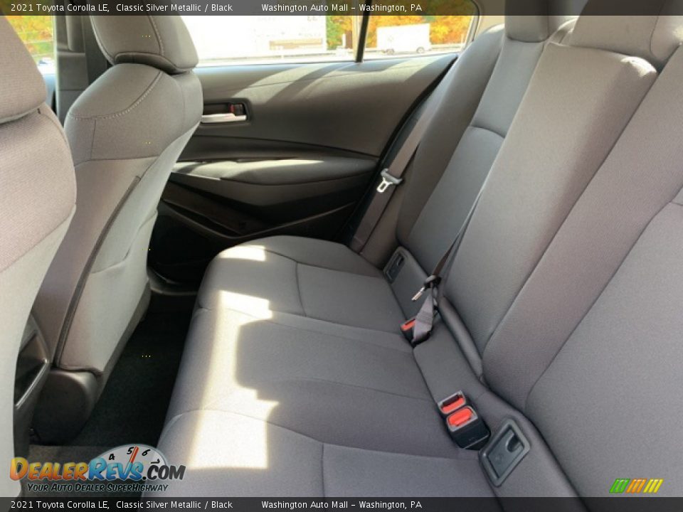 2021 Toyota Corolla LE Classic Silver Metallic / Black Photo #20