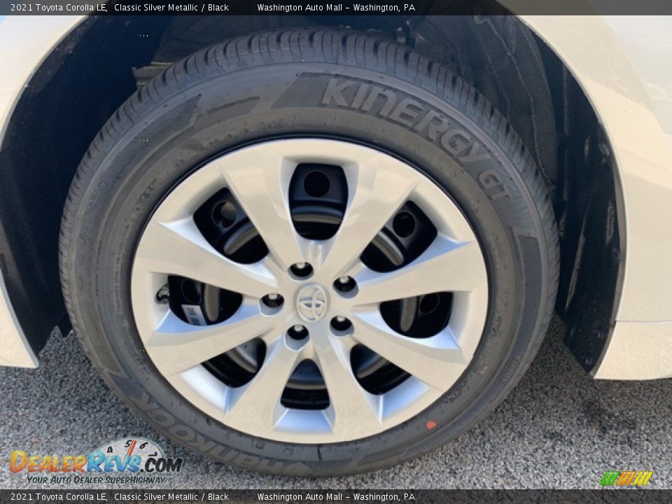 2021 Toyota Corolla LE Classic Silver Metallic / Black Photo #31