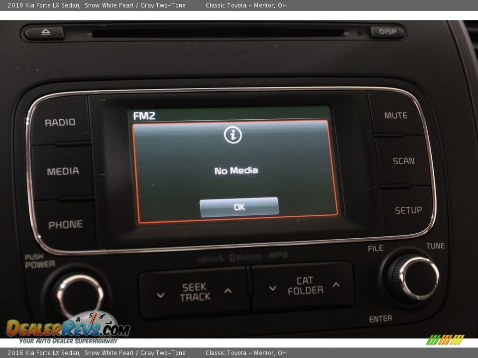 Controls of 2016 Kia Forte LX Sedan Photo #14