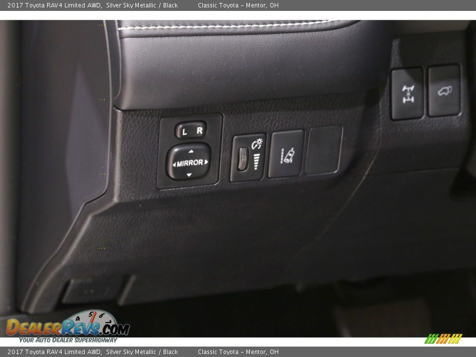 2017 Toyota RAV4 Limited AWD Silver Sky Metallic / Black Photo #6