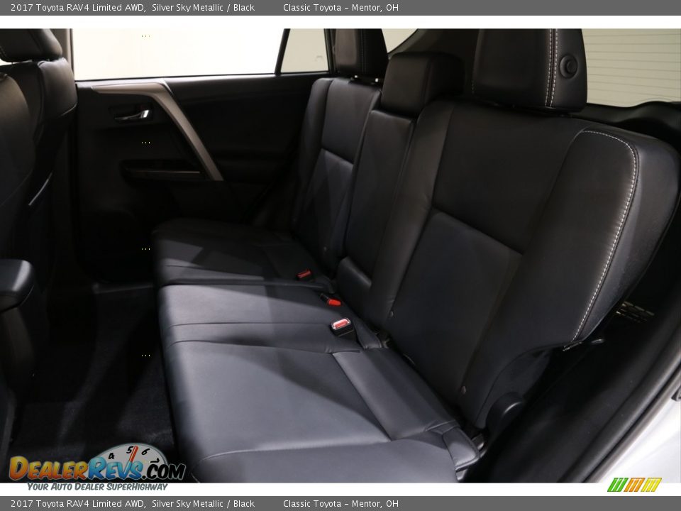 2017 Toyota RAV4 Limited AWD Silver Sky Metallic / Black Photo #24