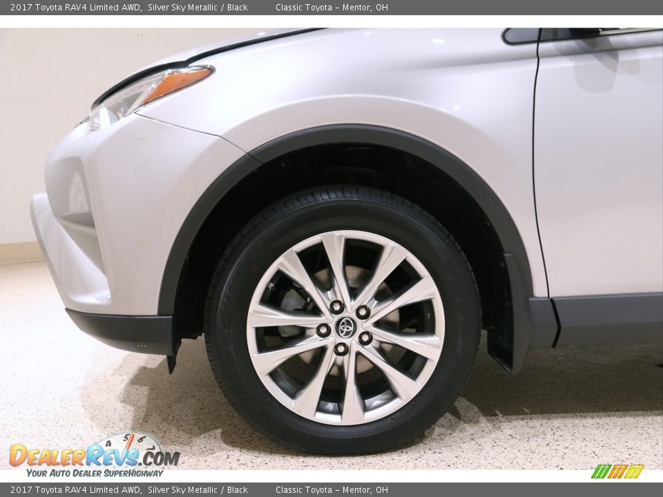 2017 Toyota RAV4 Limited AWD Silver Sky Metallic / Black Photo #29