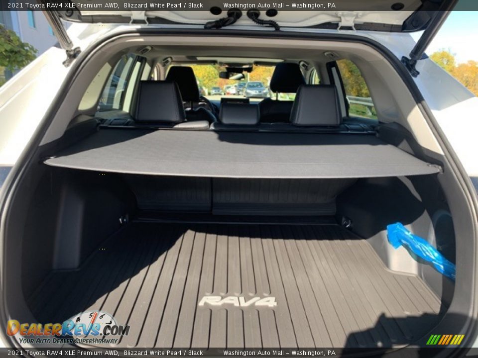 2021 Toyota RAV4 XLE Premium AWD Blizzard White Pearl / Black Photo #24