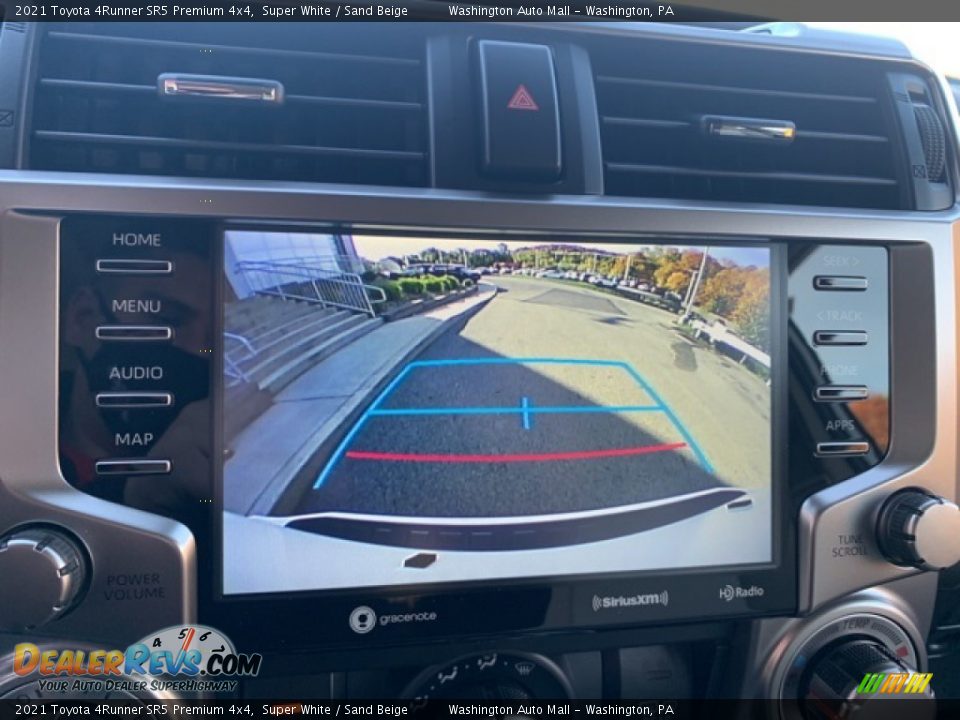 2021 Toyota 4Runner SR5 Premium 4x4 Super White / Sand Beige Photo #4