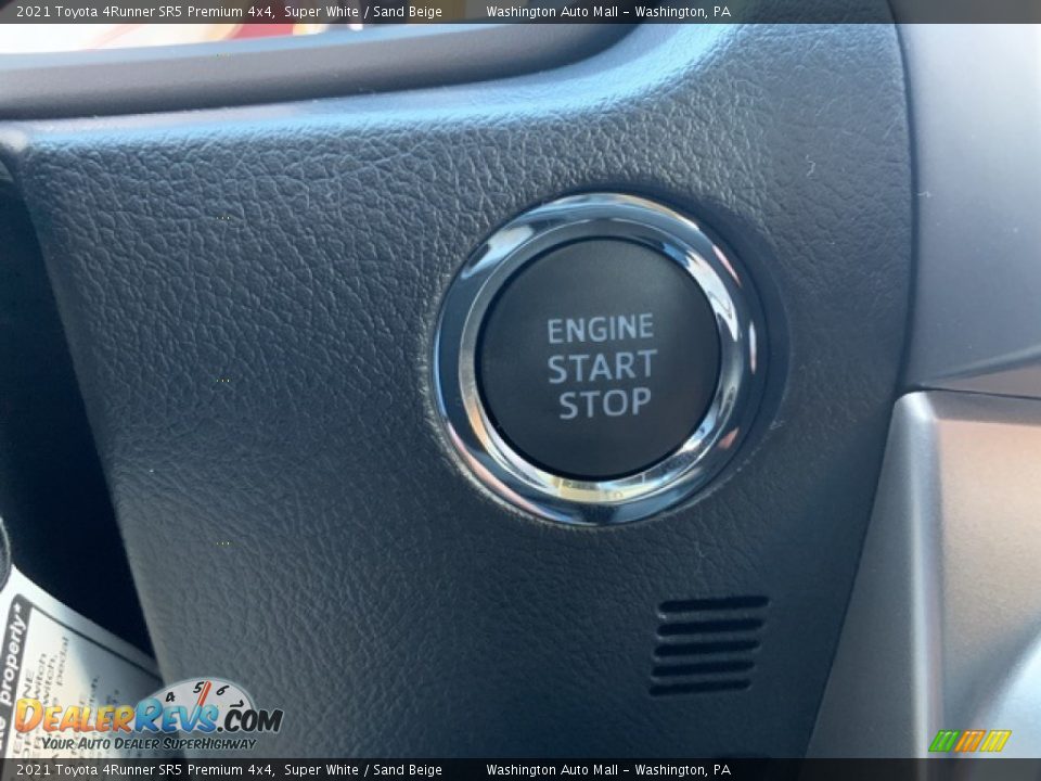 2021 Toyota 4Runner SR5 Premium 4x4 Super White / Sand Beige Photo #8