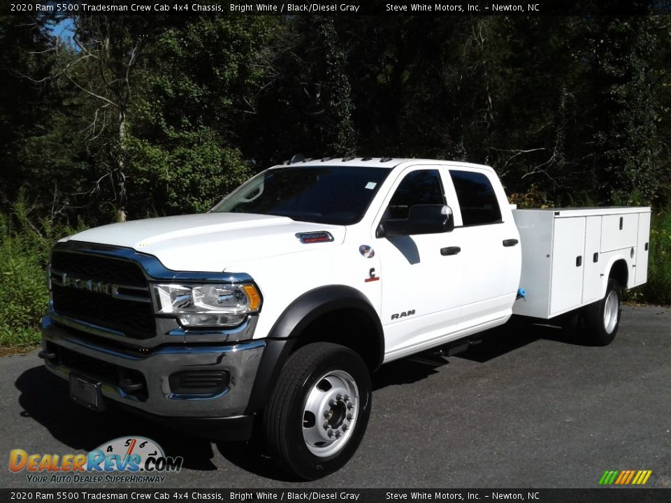 2020 Ram 5500 Tradesman Crew Cab 4x4 Chassis Bright White / Black/Diesel Gray Photo #2