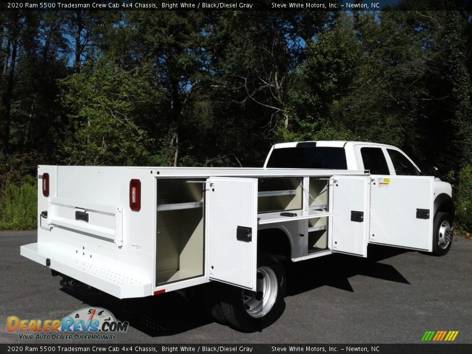 2020 Ram 5500 Tradesman Crew Cab 4x4 Chassis Bright White / Black/Diesel Gray Photo #7