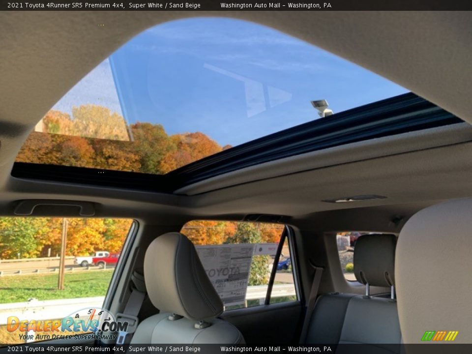 Sunroof of 2021 Toyota 4Runner SR5 Premium 4x4 Photo #20