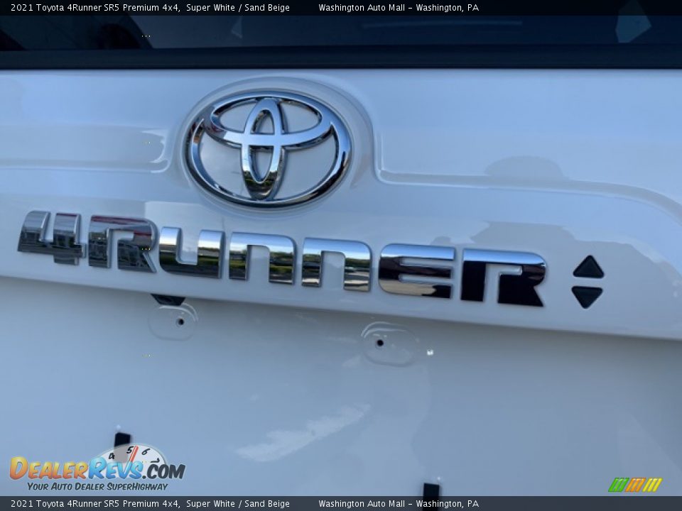 2021 Toyota 4Runner SR5 Premium 4x4 Super White / Sand Beige Photo #26