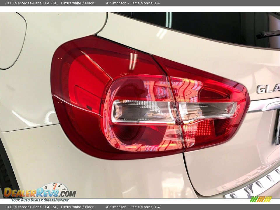 2018 Mercedes-Benz GLA 250 Cirrus White / Black Photo #29