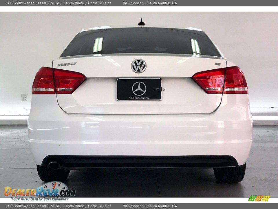 2013 Volkswagen Passat 2.5L SE Candy White / Cornsilk Beige Photo #3