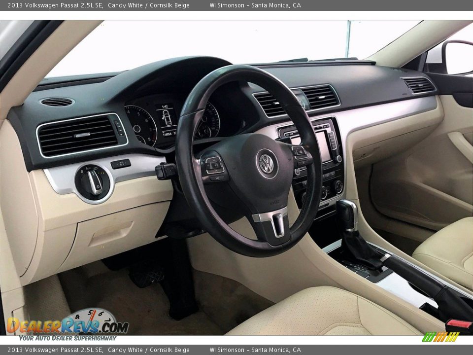 2013 Volkswagen Passat 2.5L SE Candy White / Cornsilk Beige Photo #14