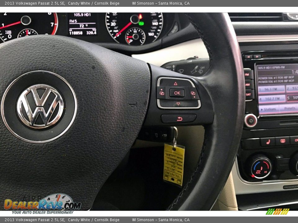 2013 Volkswagen Passat 2.5L SE Candy White / Cornsilk Beige Photo #22