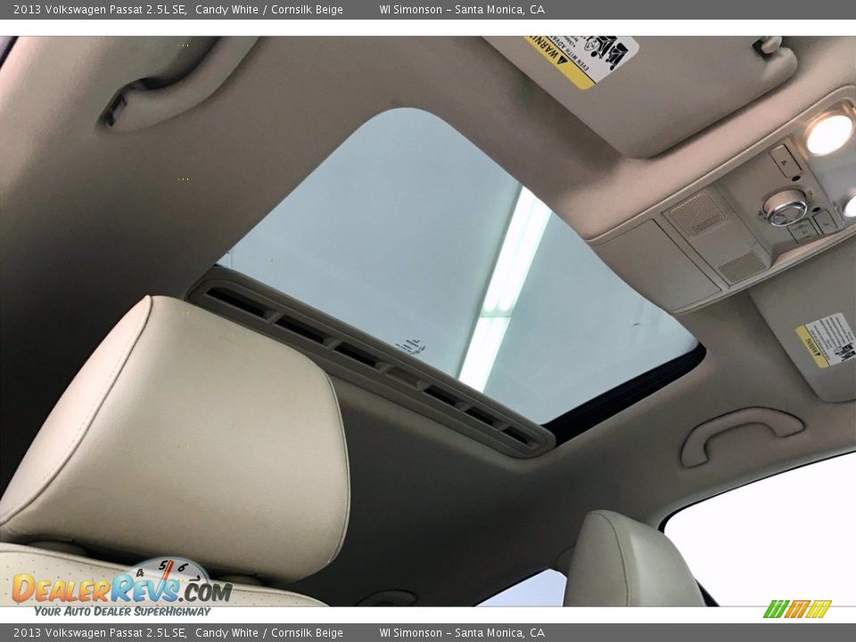 2013 Volkswagen Passat 2.5L SE Candy White / Cornsilk Beige Photo #24