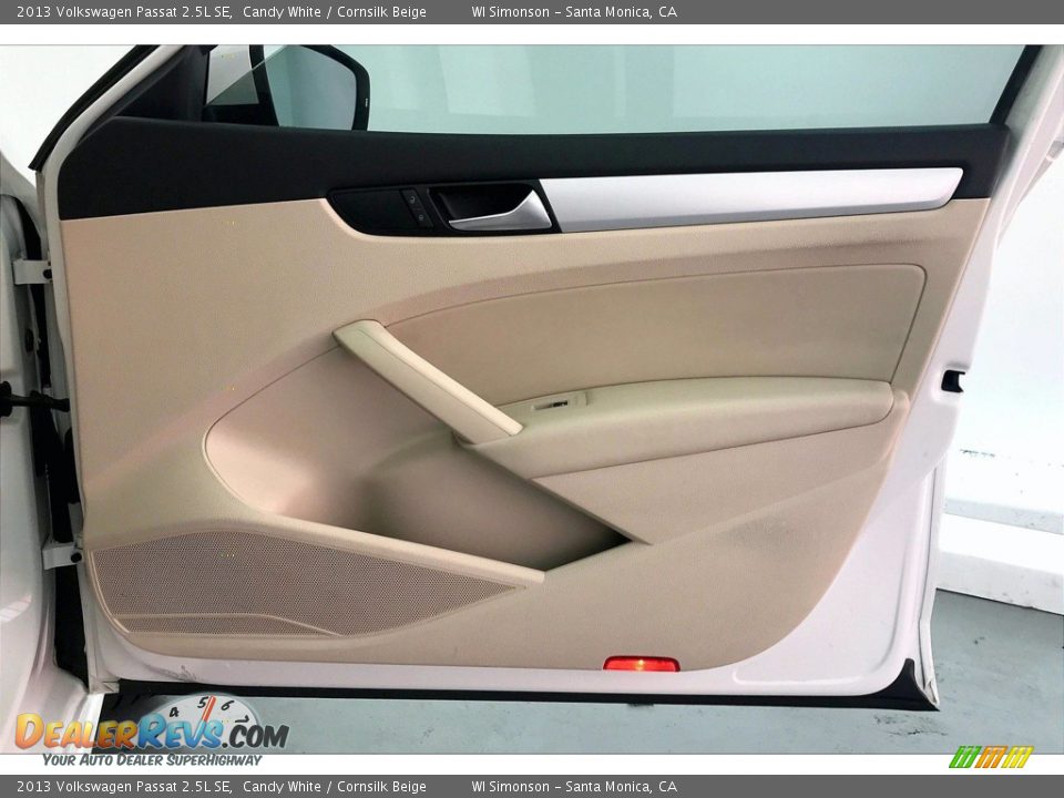2013 Volkswagen Passat 2.5L SE Candy White / Cornsilk Beige Photo #26