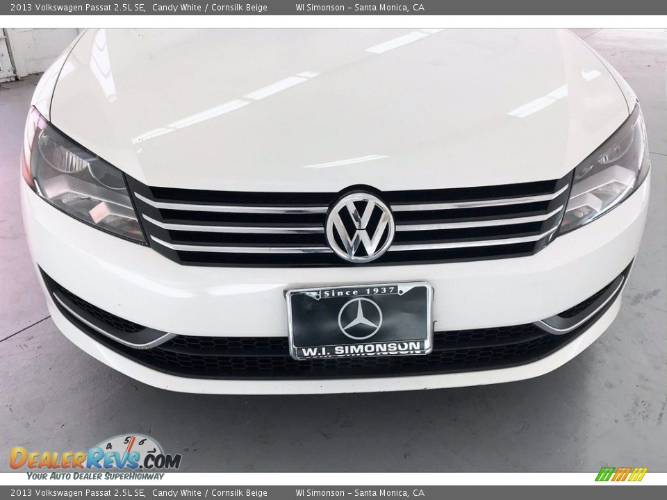 2013 Volkswagen Passat 2.5L SE Candy White / Cornsilk Beige Photo #29