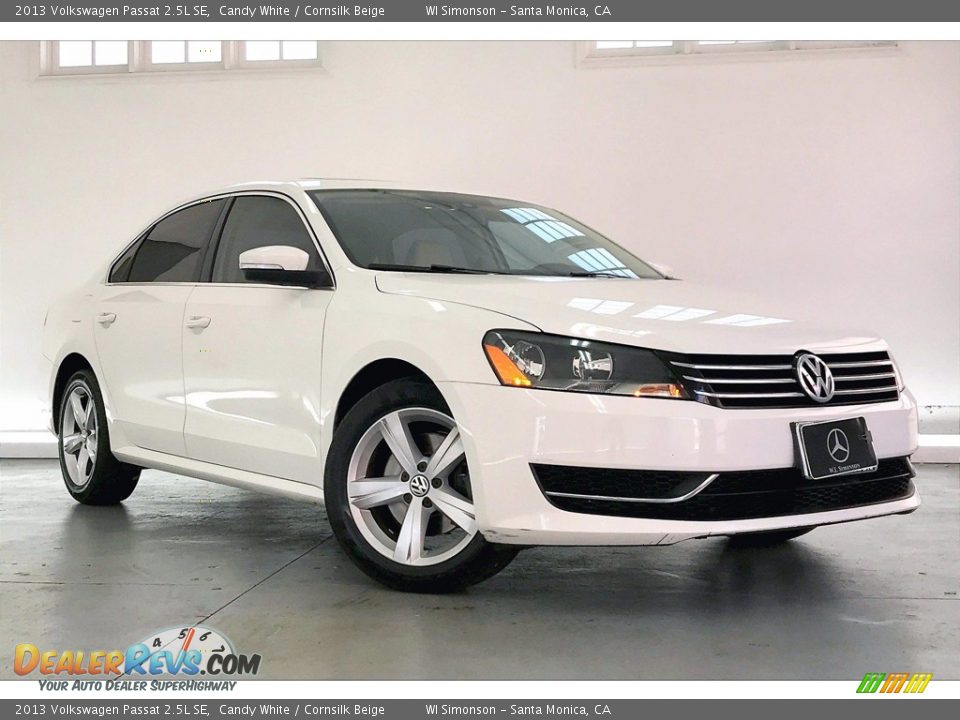 2013 Volkswagen Passat 2.5L SE Candy White / Cornsilk Beige Photo #33