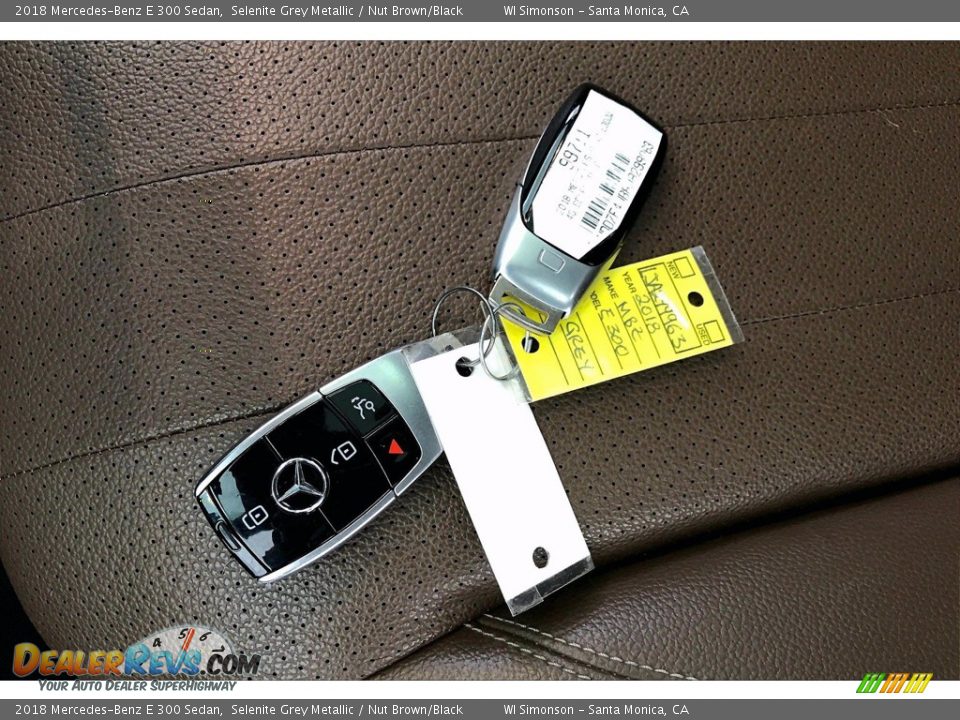 2018 Mercedes-Benz E 300 Sedan Selenite Grey Metallic / Nut Brown/Black Photo #11
