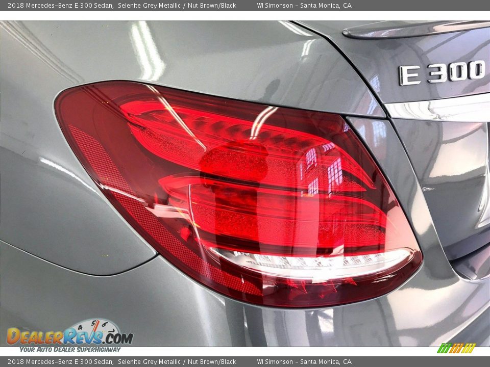 2018 Mercedes-Benz E 300 Sedan Selenite Grey Metallic / Nut Brown/Black Photo #29
