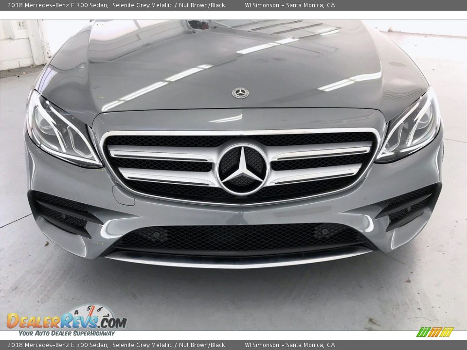 2018 Mercedes-Benz E 300 Sedan Selenite Grey Metallic / Nut Brown/Black Photo #30
