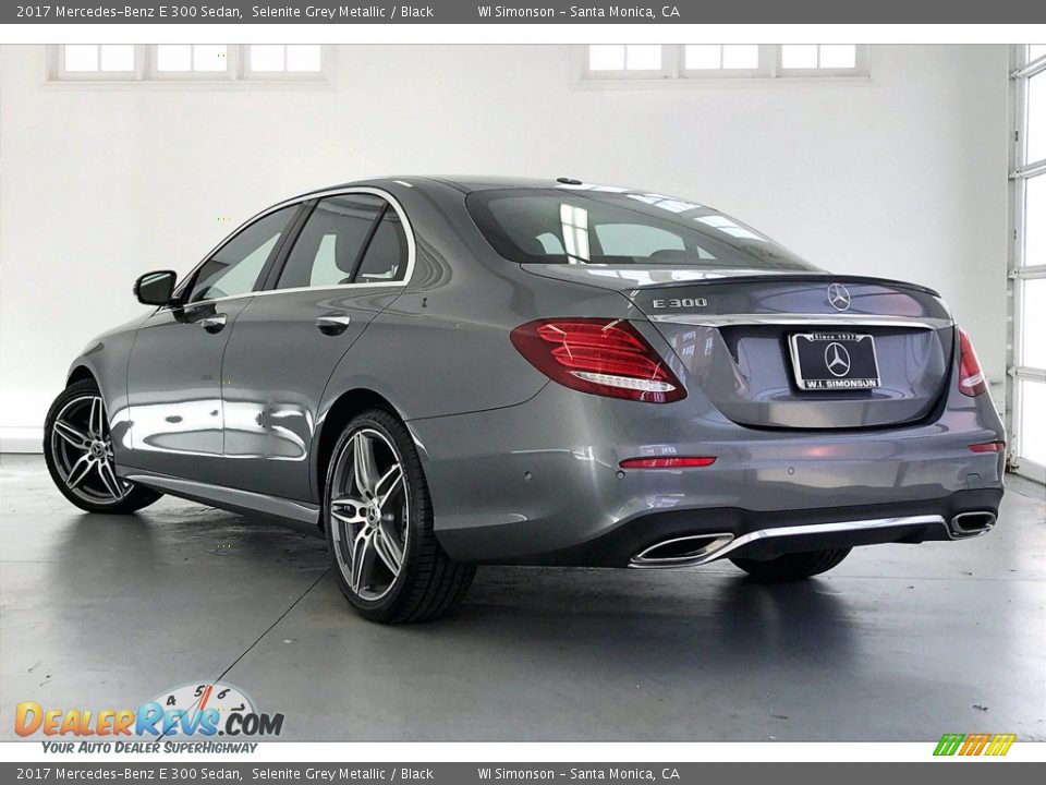 2017 Mercedes-Benz E 300 Sedan Selenite Grey Metallic / Black Photo #10